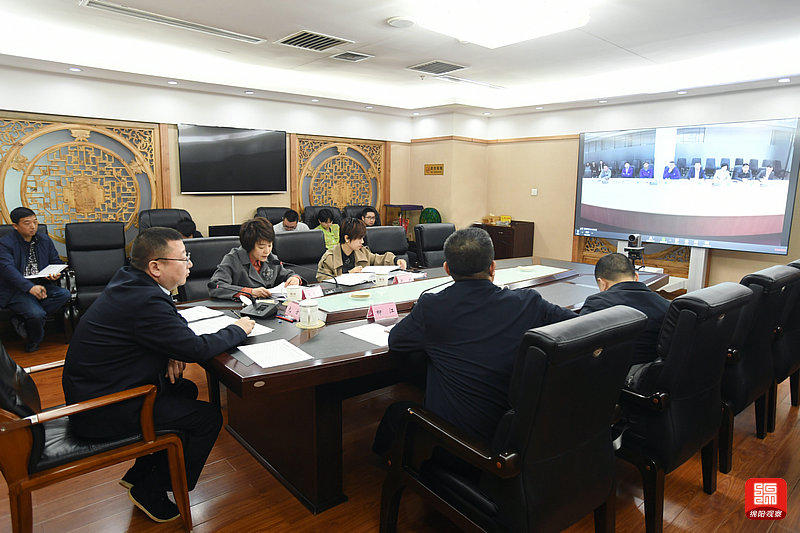 2021年3月11日，元方與理想汽車創(chuàng)始人沈亞楠視頻會談  張莉 攝.jpg