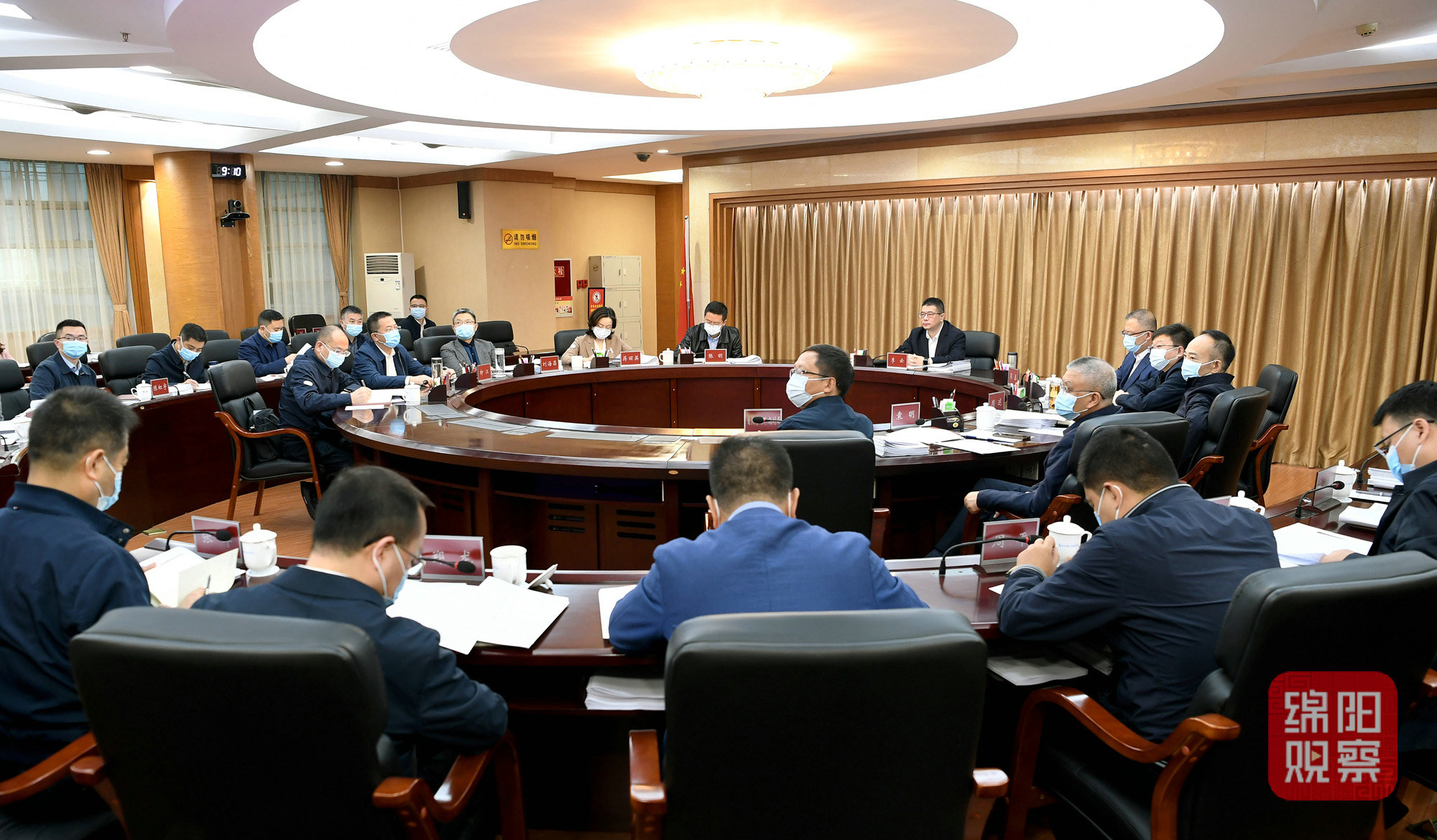 2022年10月12日，市政府第38次常務(wù)會(huì)  張莉 攝.jpg
