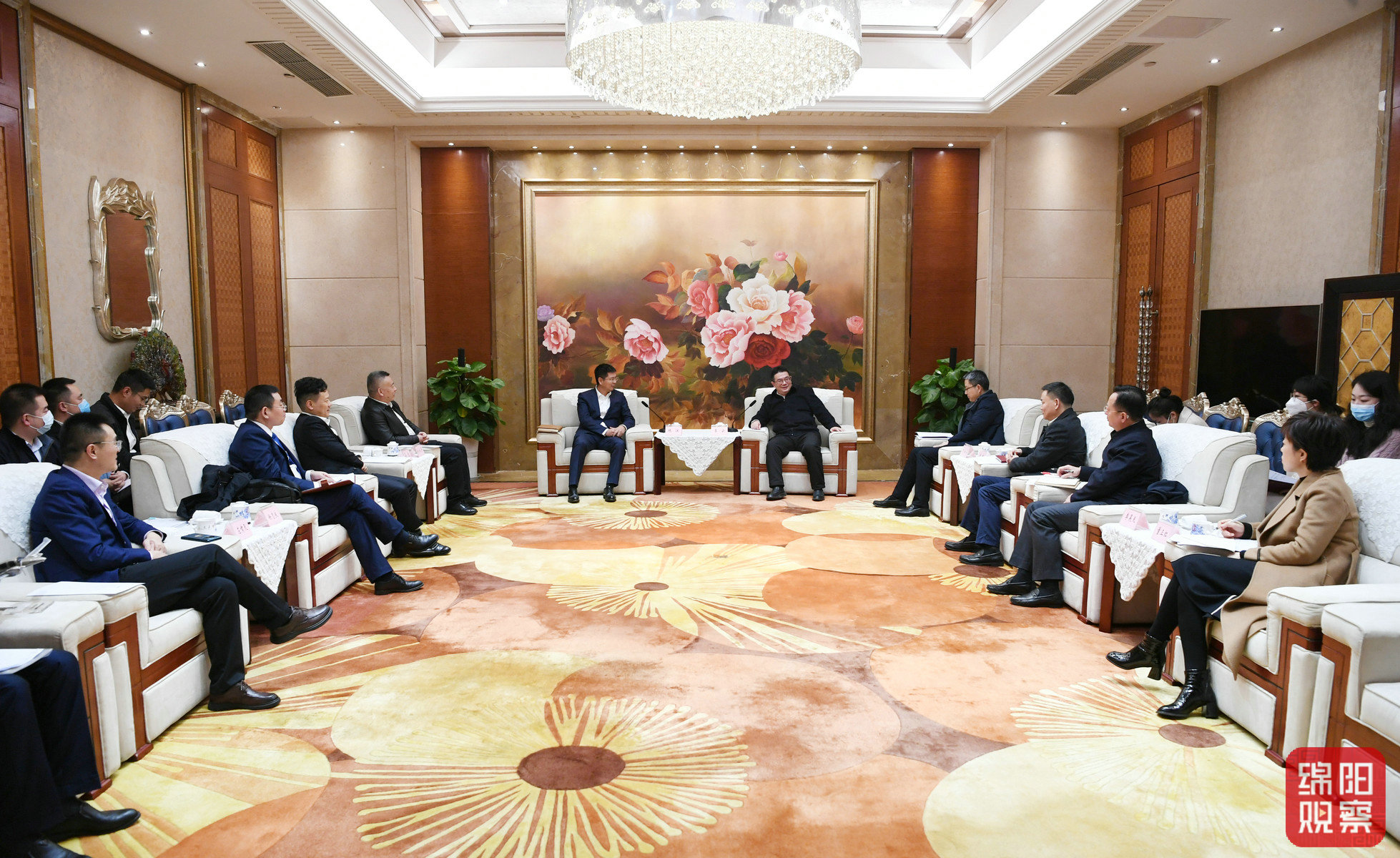 2022年12月7日，李云會(huì)見萬豐奧特集團(tuán)董事長陳濱一行6  張莉 攝.jpg